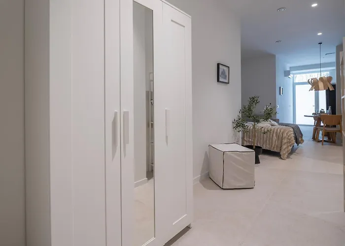 Lo - Loft - Modernos Y Acogedores Estudios Cerca A Artes Y Ciencias شقة *
