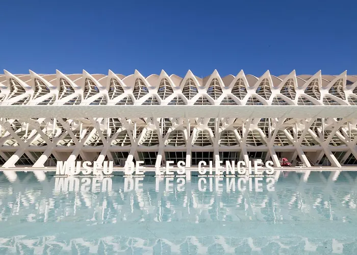 Lo - Loft - Modernos Y Acogedores Estudios Cerca A Artes Y Ciencias فالنسيا
